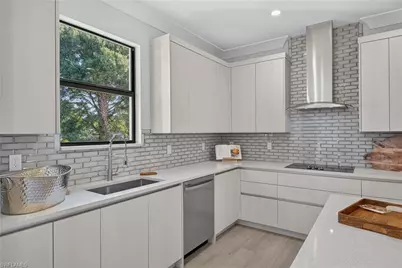 2141 Golden Gate Blvd E, Naples, FL 34120 - Photo 10
