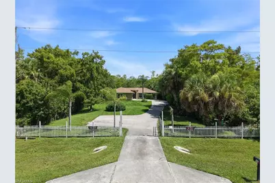 135 45th Ave NE, Naples, FL 34120 - Photo 28