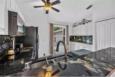 135 45th Ave NE, Naples, FL 34120 - Photo 12