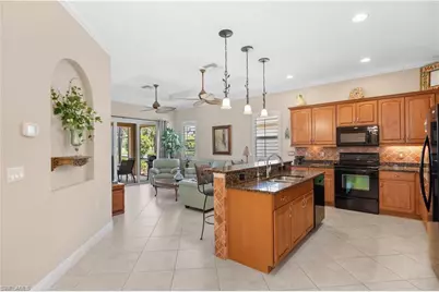 10428 Materita Dr, Fort Myers, FL 33913 - Photo 6