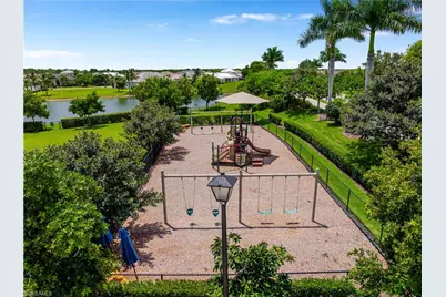 14670 Topsail Dr, Naples, FL 34114 - Photo 10