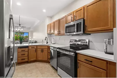 15121 Laguna Dr #102, Fort Myers, FL 33908 - Photo 12