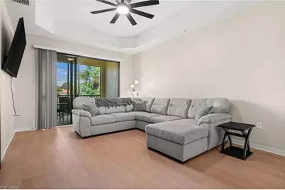15121 Laguna Dr #102, Fort Myers, FL 33908 - Photo 4