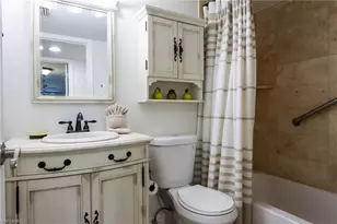 11 Bluebill Ave, Naples, FL 34103 - Photo 16