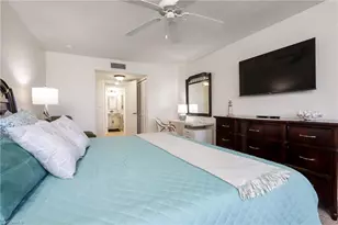 11 Bluebill Ave, Naples, FL 34103 - Photo 12