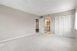 3410 Gulf Shore Blvd N, Naples, FL 34103 - Photo 20