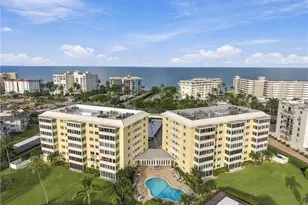 3410 Gulf Shore Blvd N, Naples, FL 34103 - Photo 2
