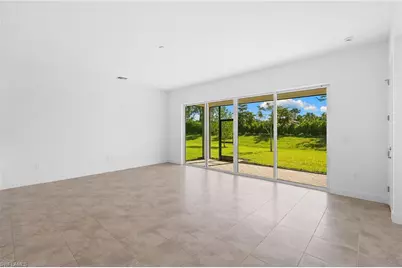 12445 Dahlia Ct, Naples, FL 34120 - Photo 8