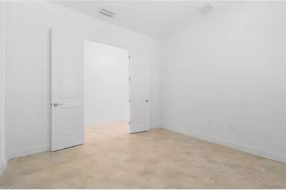 12445 Dahlia Ct, Naples, FL 34120 - Photo 16