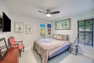 2490 Outrigger Ln, Naples, FL 34104 - Photo 6