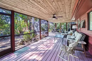 2490 Outrigger Ln, Naples, FL 34104 - Photo 14