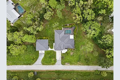 25273 Moriah Ln, Bonita Springs, FL 34135 - Photo 4