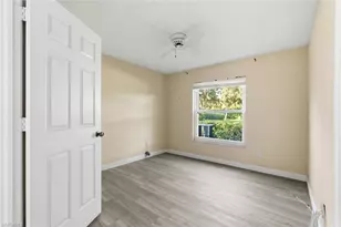 784 Landover Cir, Naples, FL 34104 - Photo 20