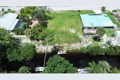 27298 Jolly Roger Ln, Bonita Springs, FL 34135 - Photo 6