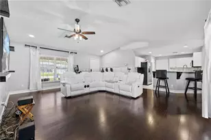 421 Broadmoor St, Lehigh Acres, FL 33974 - Photo 8