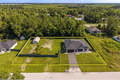 421 Broadmoor St, Lehigh Acres, FL 33974 - Photo 32