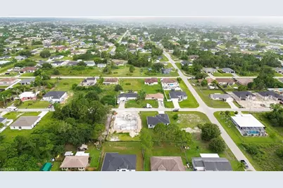 3416 5th St SW, Lehigh Acres, FL 33976 - Photo 8