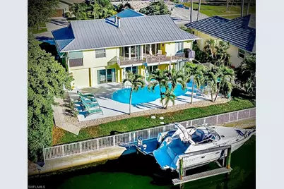 468 Capri Ct, Marco Island, FL 34145 - Photo 1