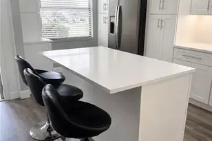 7320 Province Way, Naples, FL 34104 - Photo 2