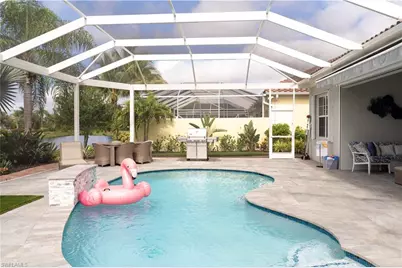 7658 Sicilia Ct, Naples, FL 34114 - Photo 12