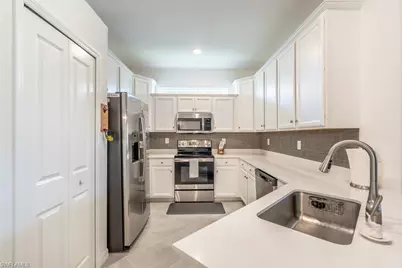 2645 Vine Ave, Naples, FL 34120 - Photo 4