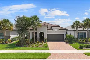 9811 Everglades Dr, Naples, FL 34120 - Photo 2