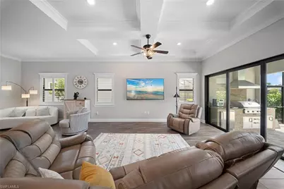 9811 Everglades Dr, Naples, FL 34120 - Photo 14