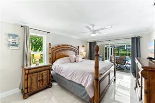 350 Pinehurst Cir, Naples, FL 34113 - Photo 14