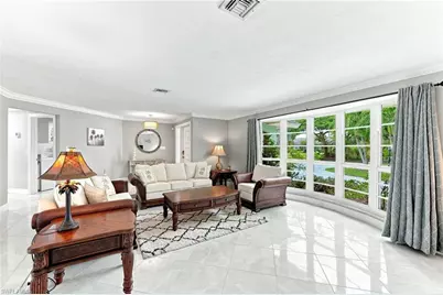 350 Pinehurst Cir, Naples, FL 34113 - Photo 4