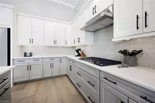 8986 Redonda Dr, Naples, FL 34114 - Photo 14