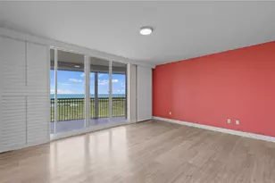 1001 Arbor Lake Dr, Naples, FL 34110 - Photo 14