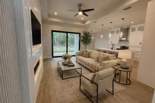 2594 50th Ave NE, Naples, FL 34120 - Photo 2