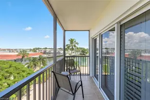 2170 Gulf Shore Blvd N, Naples, FL 34102 - Photo 10