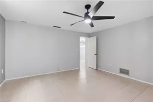 4900 Tahiti Ln, Naples, FL 34112 - Photo 18