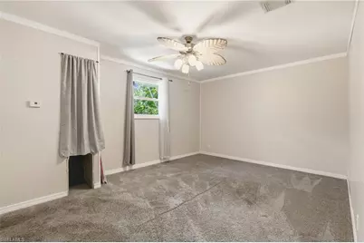 4900 Tahiti Ln, Naples, FL 34112 - Photo 32