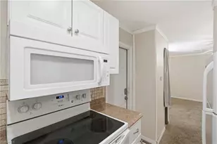 4900 Tahiti Ln, Naples, FL 34112 - Photo 38