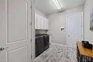 9515 Campanile Cir, Naples, FL 34114 - Photo 24