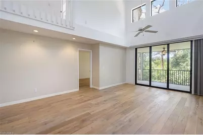 27100 Oakwood Lake Dr, Bonita Springs, FL 34134 - Photo 6
