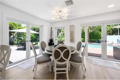 1274 Pine Ct, Naples, FL 34102 - Photo 24