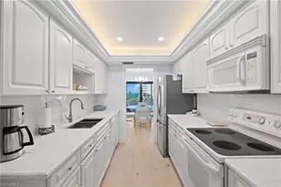 3430 Gulf Shore Blvd N, Naples, FL 34103 - Photo 10