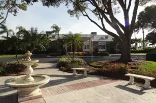 26380 New Orleans Dr, Bonita Springs, FL 34135 - Photo 18