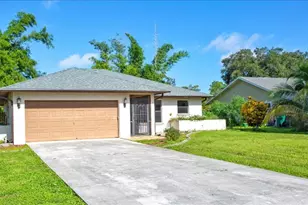 4053 Seaoats Ln, Naples, FL 34112 - Photo 4