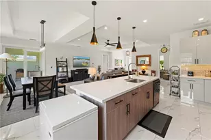 4219 58th Ave NE, Naples, FL 34120 - Photo 10