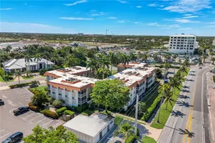 1100 Gulf Shore Blvd N, Naples, FL 34102 - Photo 24