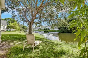 254 Leawood Cir, Naples, FL 34104 - Photo 2