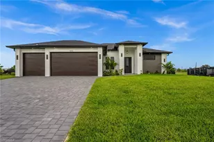 1212 NW 33rd Pl, Cape Coral, FL 33993 - Photo 1