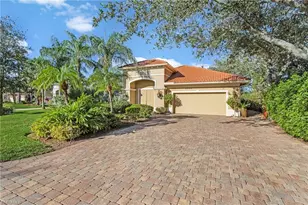 5030 Rustic Oaks Cir, Naples, FL 34105 - Photo 2