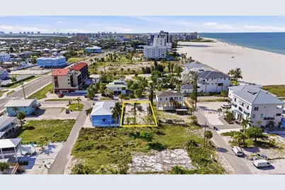 61 Flamingo St, Fort Myers Beach, FL 33931 - Photo 4