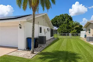 2137 Gorham Ave, Fort Myers, FL 33907 - Photo 2