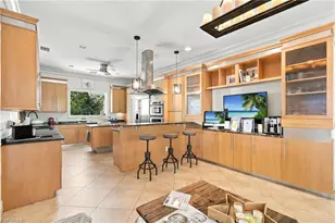 1205 Caloosa Dr, Fort Myers, FL 33901 - Photo 44
